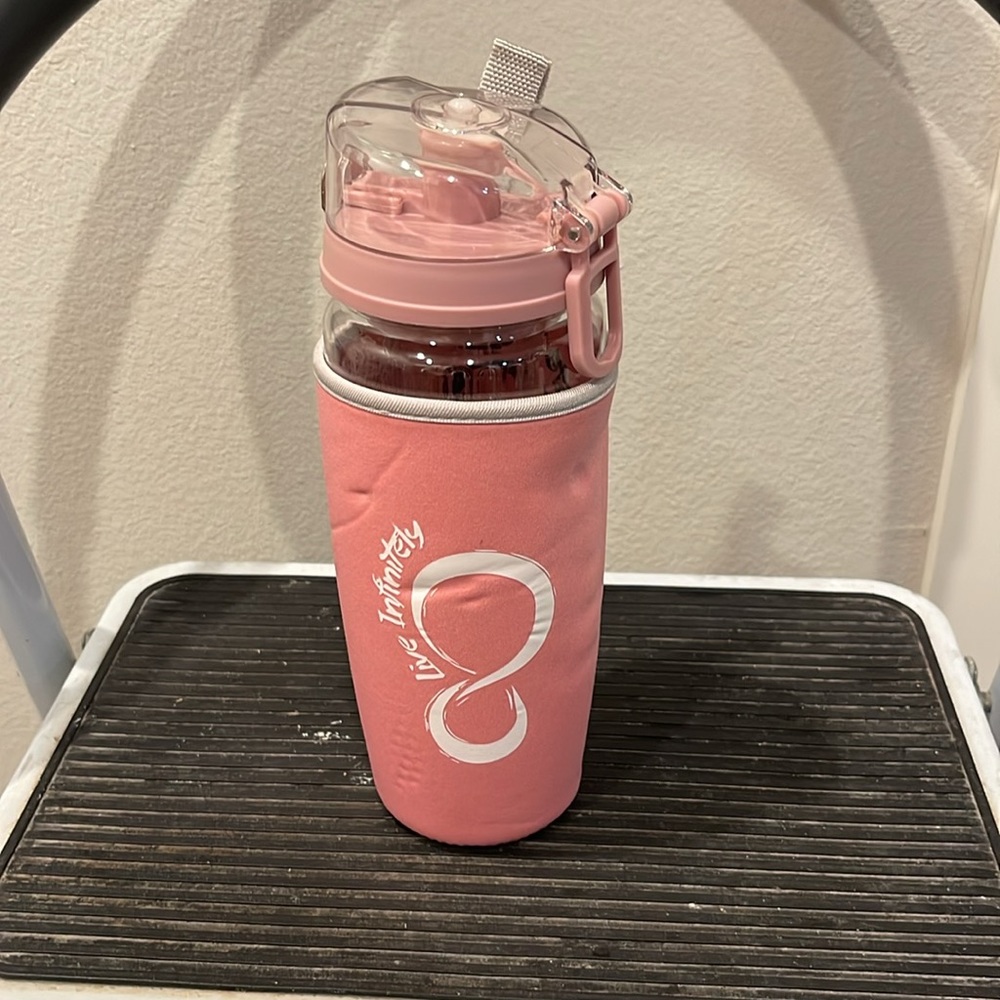 Live Infinitely Water Infusion Bottle - 32 oz